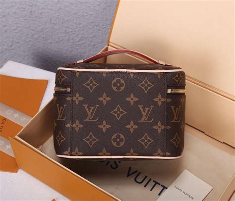 косметичка louis vuitton купить|Косметичка Louis Vuitton B108091 купить в интернет.